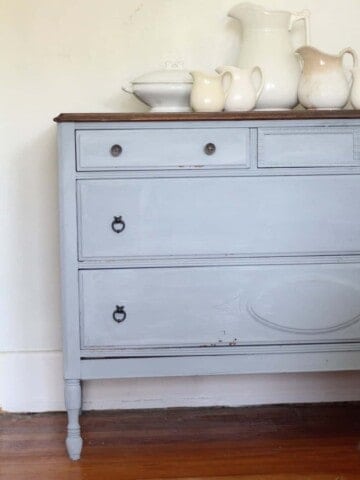 painted furniture adds farmhouse style