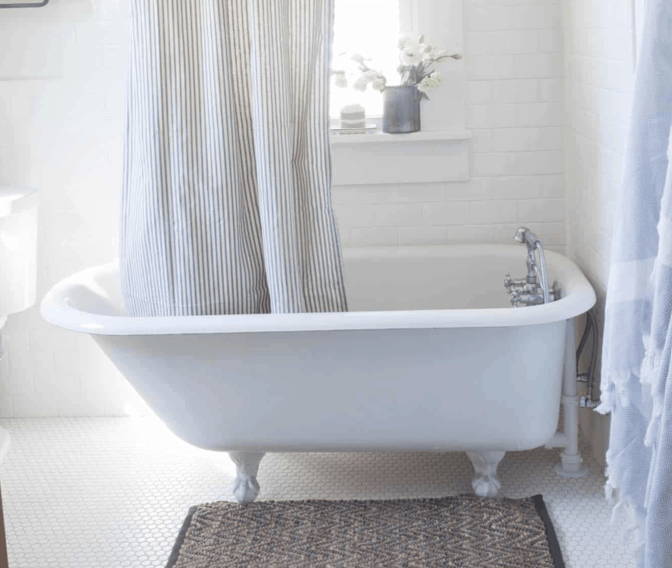 Refinishing A Clawfoot Tub Before And, How To Resurface A Clawfoot Bathtub