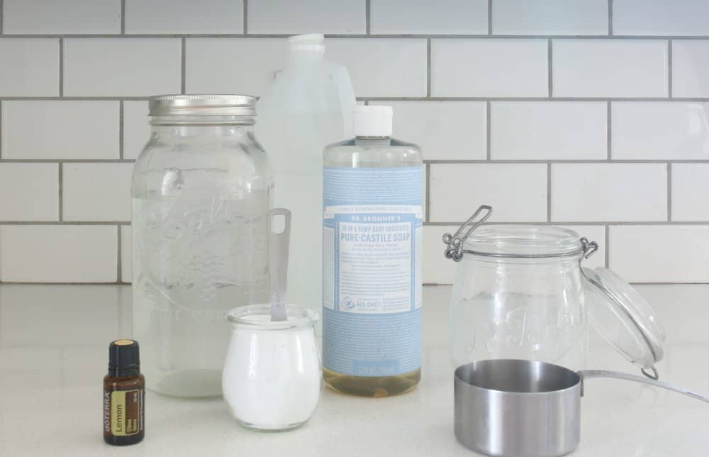 Easy Homemade Sink and Tub Cleaner - Live Simply