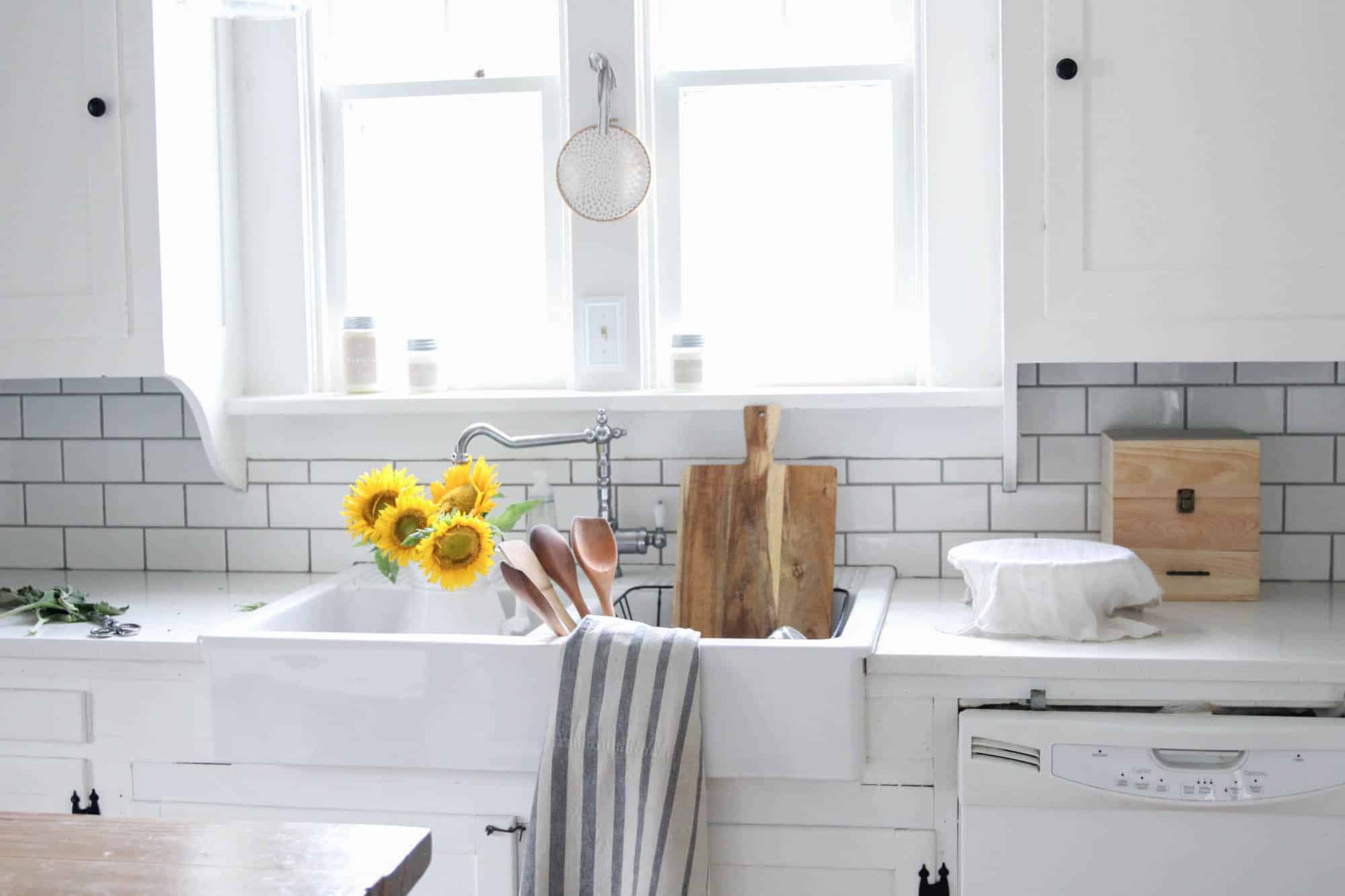 late summer white farmhouse kitchen