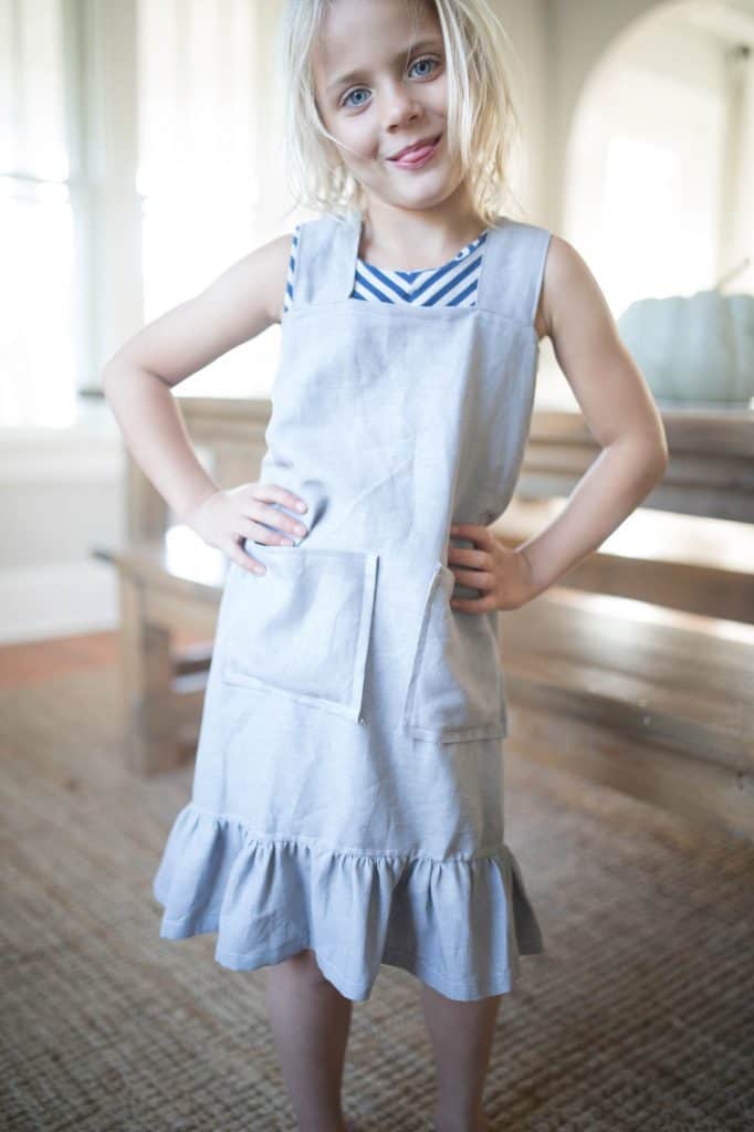 Simple DIY Pinafore Apron for Girls with Video Tutorial