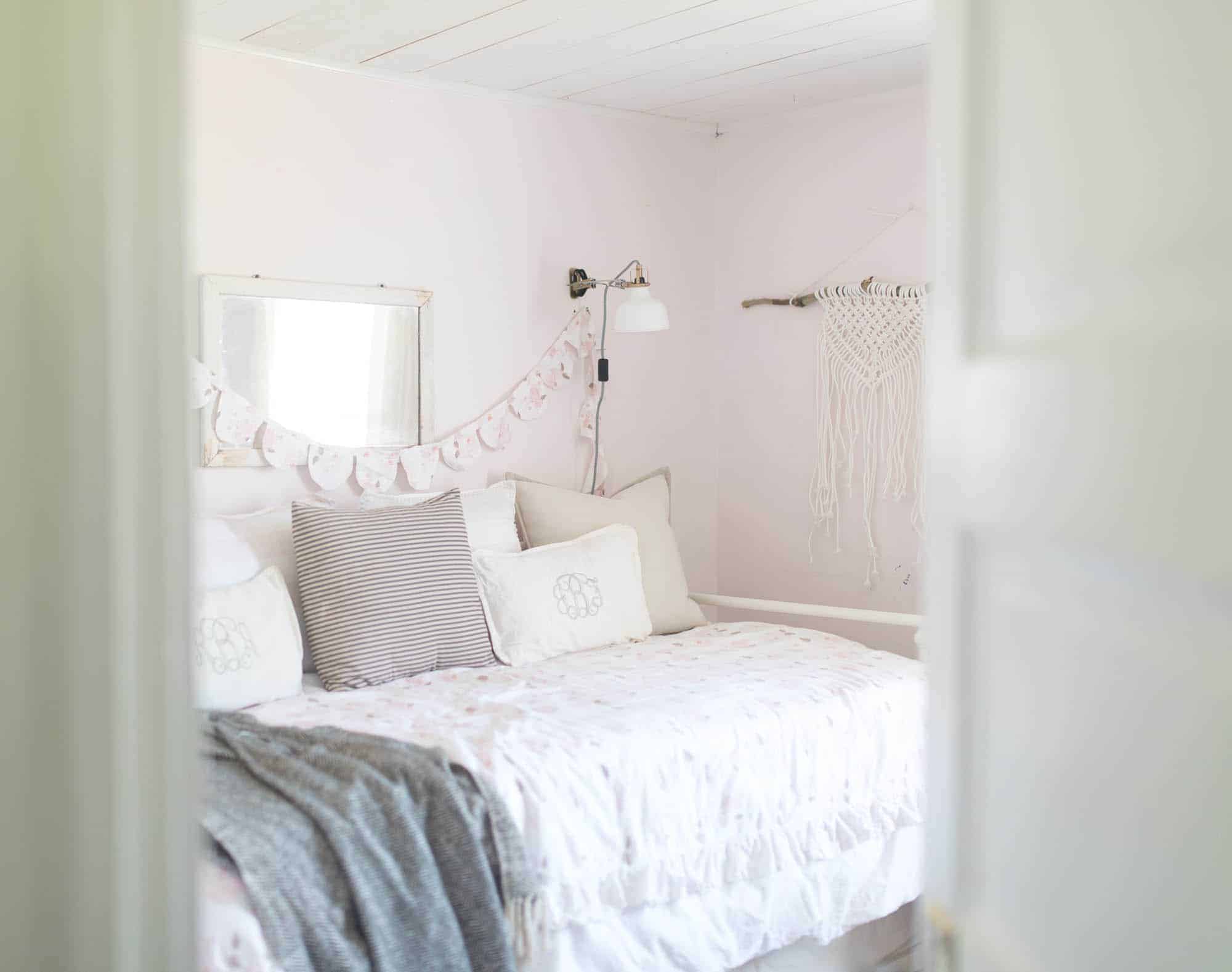 Farmhouse Girls Room Makeover Farmhouse on Boone Farmhouse Girls Room Makeover Farmhouse on Boone