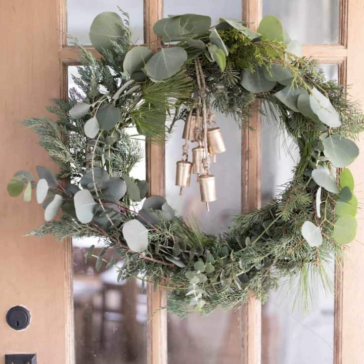 DIY Wreath for Christmas- How to Make a Fresh Christmas Wreath