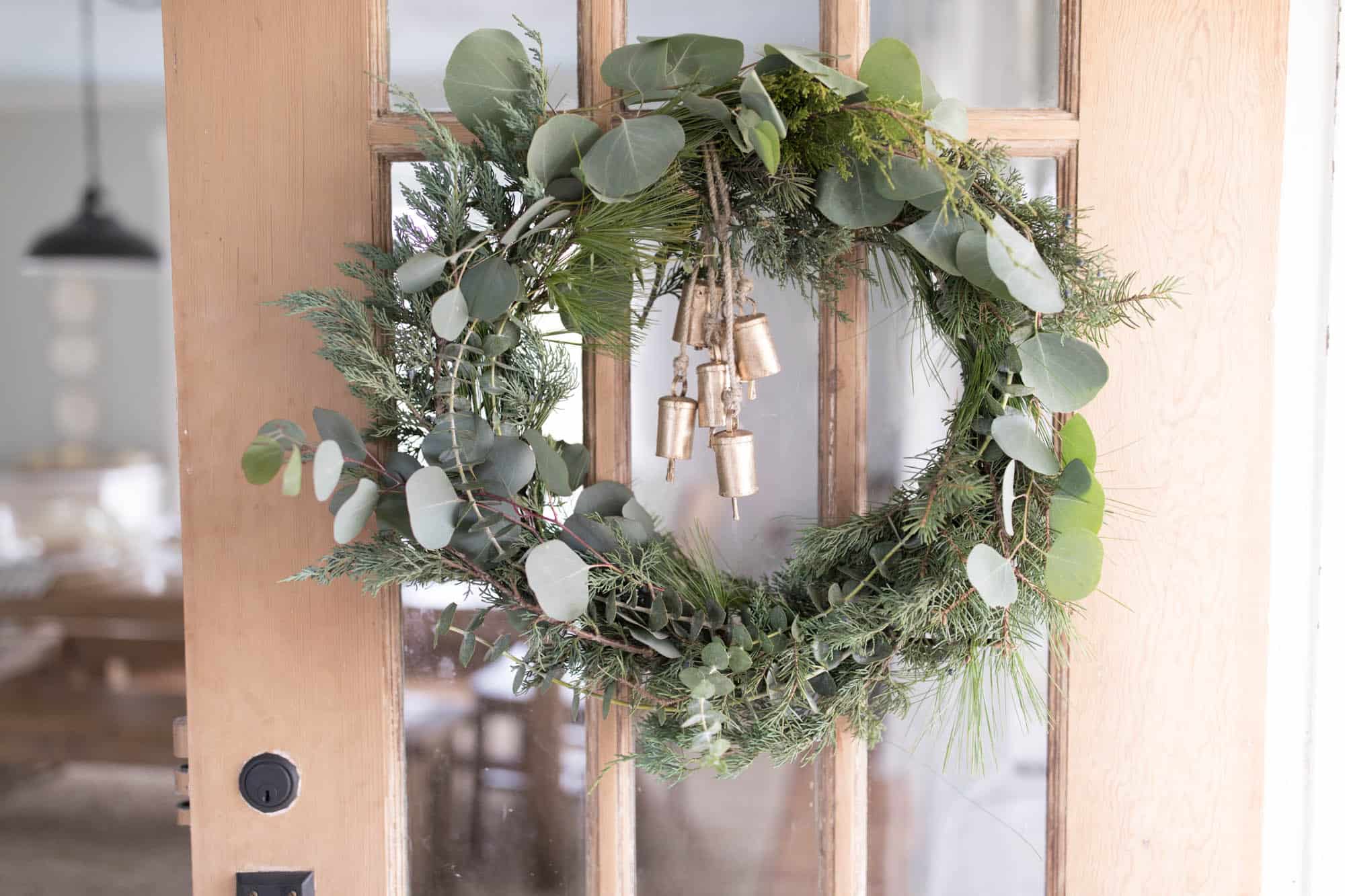 How to Make a Fresh Evergreen Wreath for Christmas Decorating - An