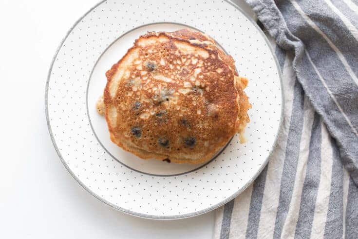 https://www.farmhouseonboone.com/wp-content/uploads/2018/03/our-favorite-sourdough-pancake-recipe-4-735x490.jpg