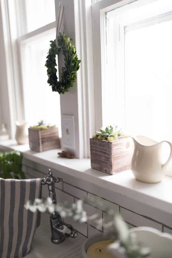 Spring Farmhouse Kitchen Windowsill