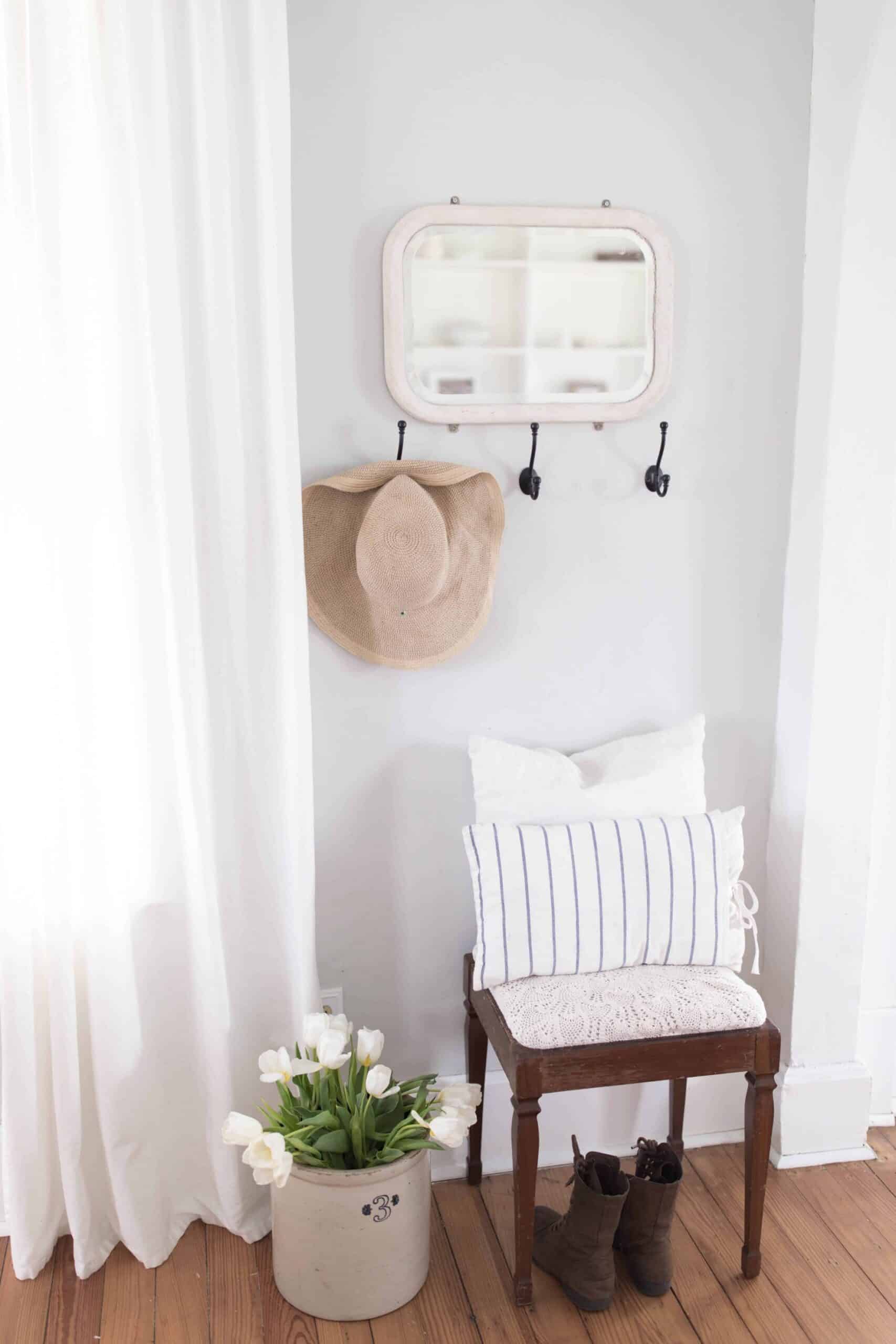 Farmhouse Entryway Makeover - Farmhouse on Boone