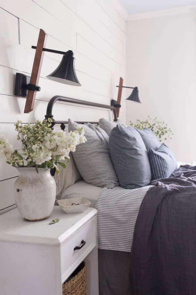 summer bedroom farmhouse style bedding 