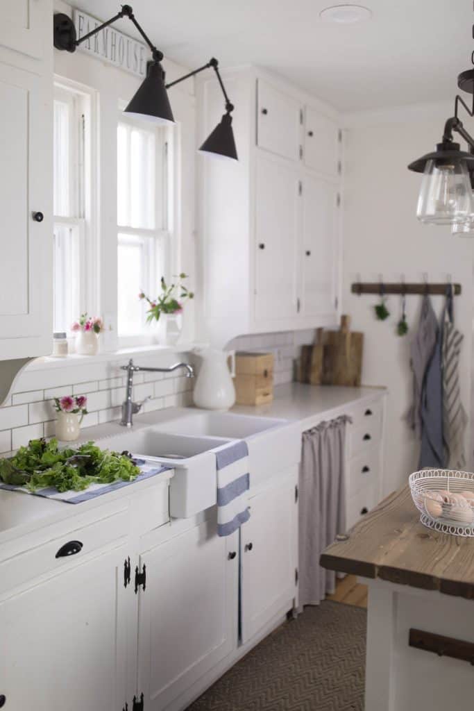 Summer farmhouse home tour farmhouse kitchen decor