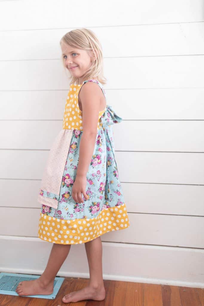 Easy girls dress sewing tutorial apron dress matilda jane style