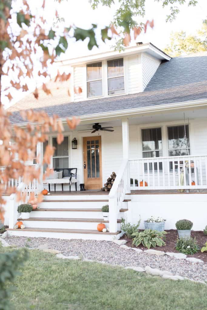 farmhouse fall front porch decorating