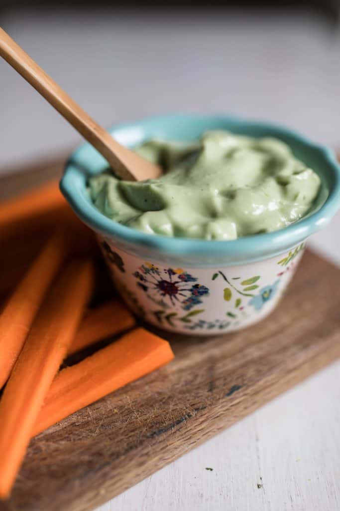 helthy veggie dip yogurt avocado aioli