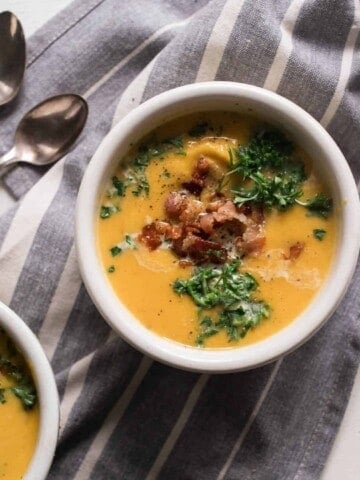 Roasted pumpkin soup with acorn squash