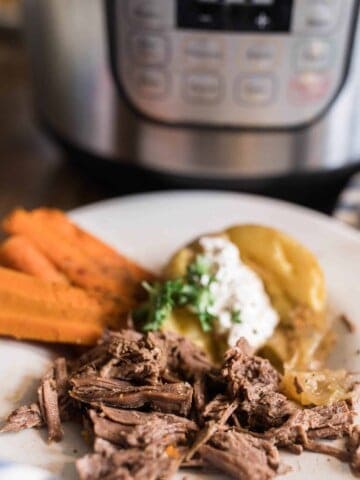 how to make tender roast in the instant pot