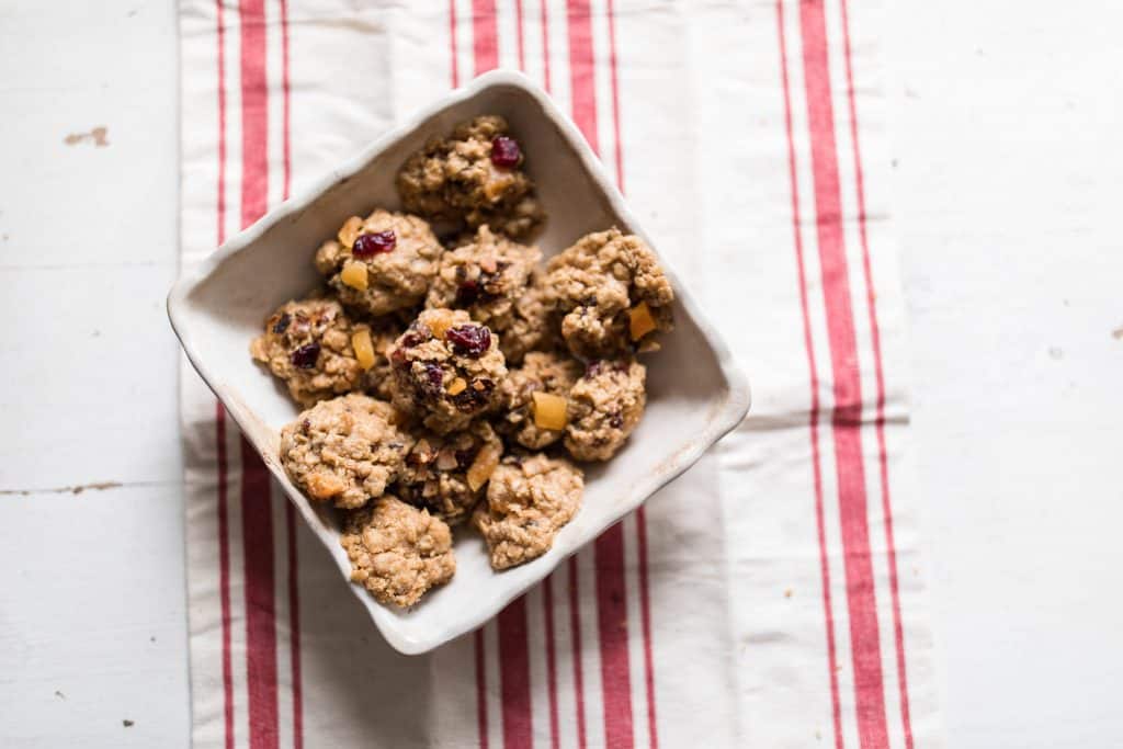 granola cookies cinnamon apricot cranberry coconut oatmeal cookies