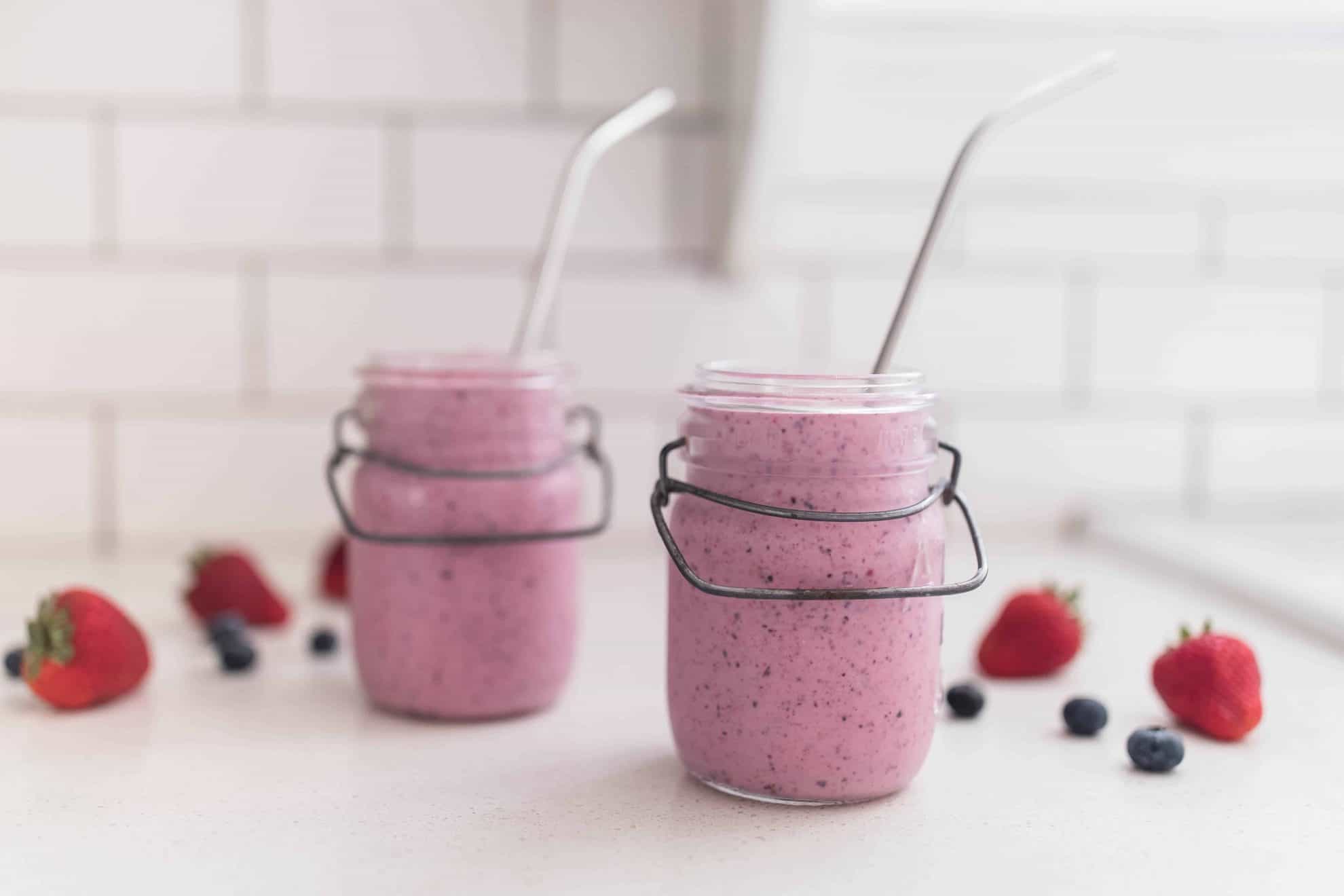 Strawberry Kefir Smoothie with Oats – Creamy, Tasty, & Easy!