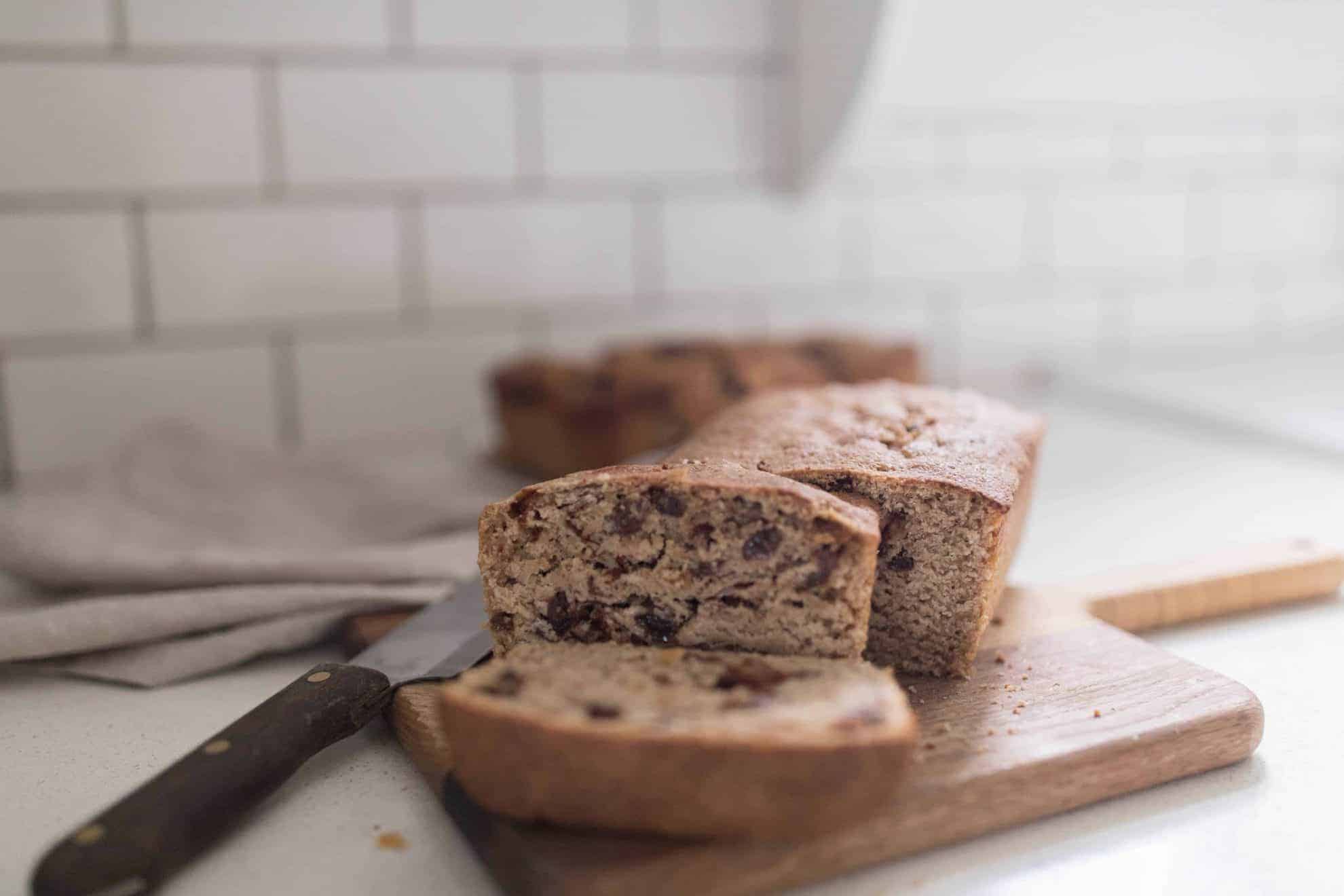 cinnamon raisin sourdough bread
