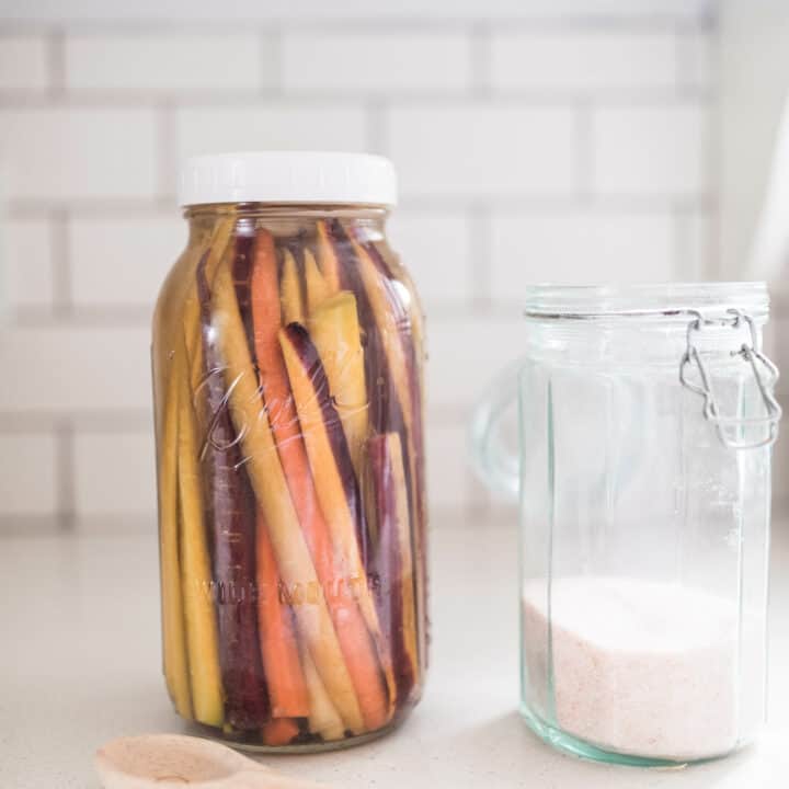 fermented vegetables in mason jar
