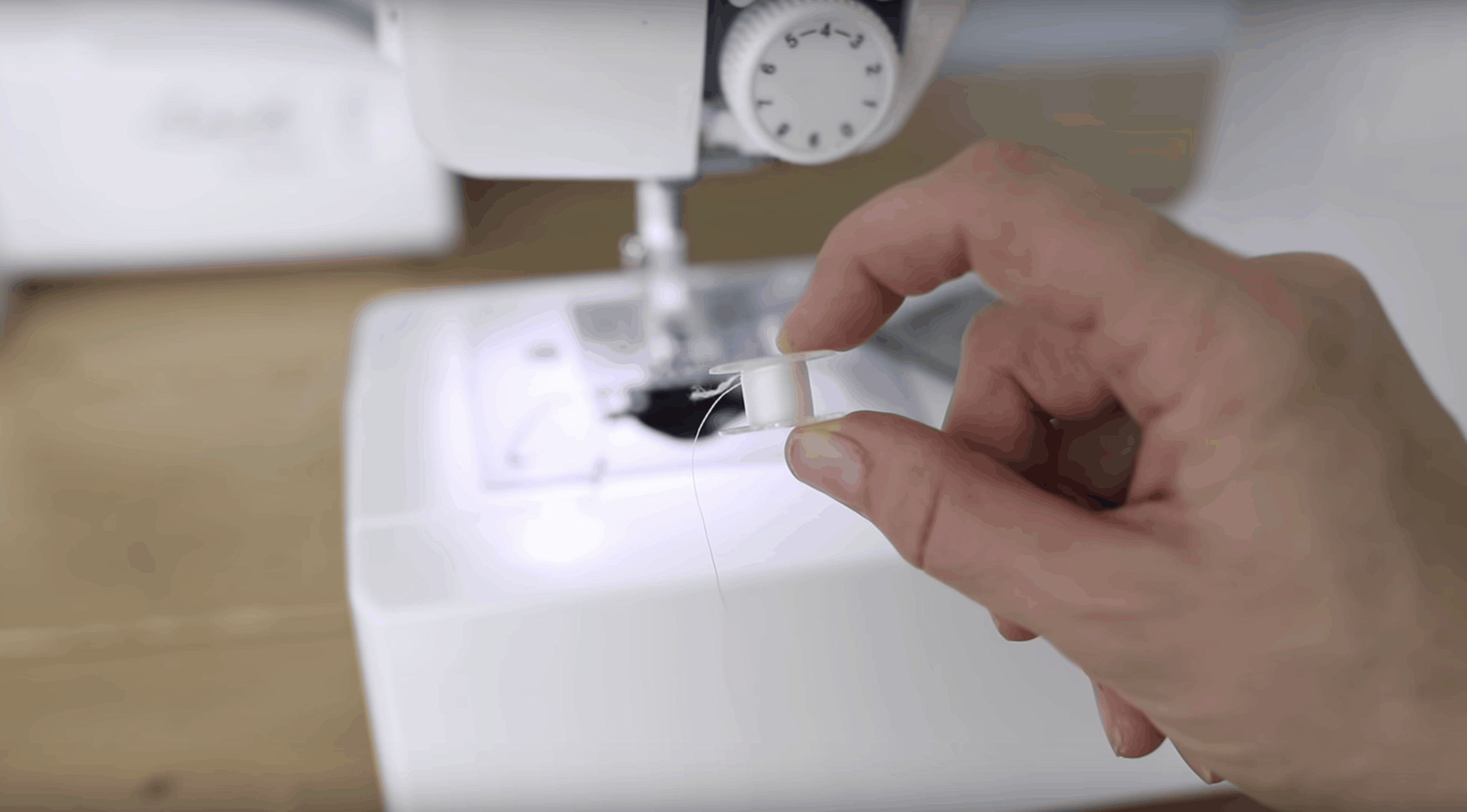 How to Thread a Sewing Machine