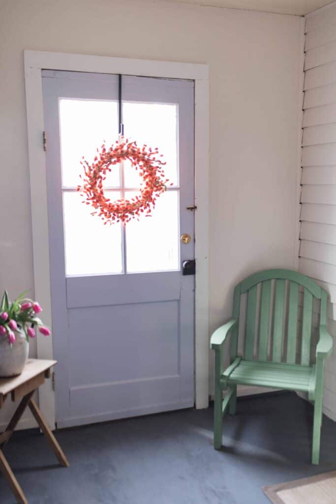 Farmhouse mudroom makeover dutch boy homestead color palette 