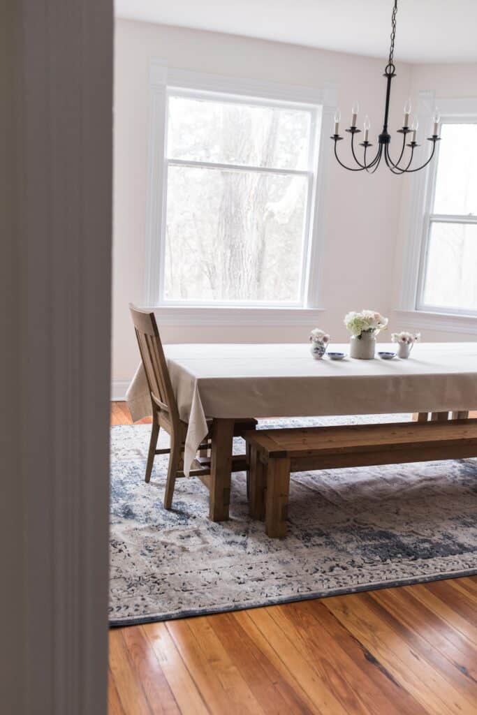 New Rug for the Dining Room | Farmhouse Dining Room Decor - Farmhouse