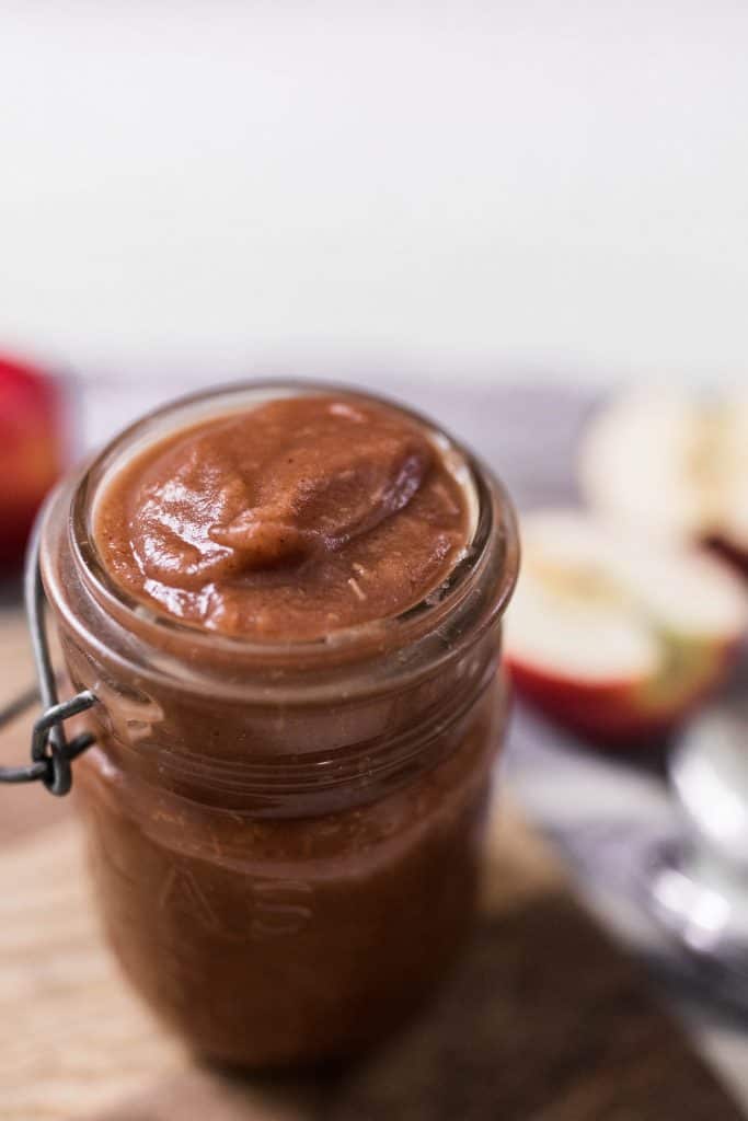 apple butter in mason jar