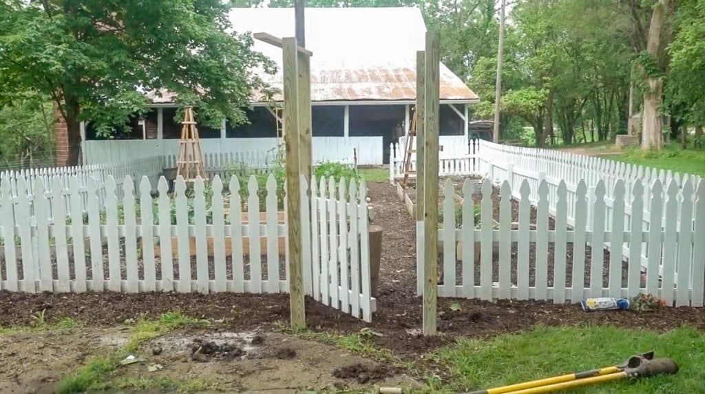 arbor posts in the ground