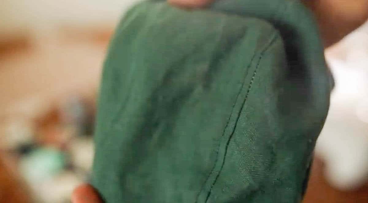 the exterior of a baby bonnet